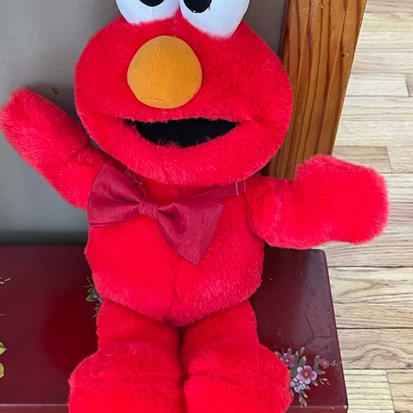 Tickle me ELMO - Picture 3 of 4